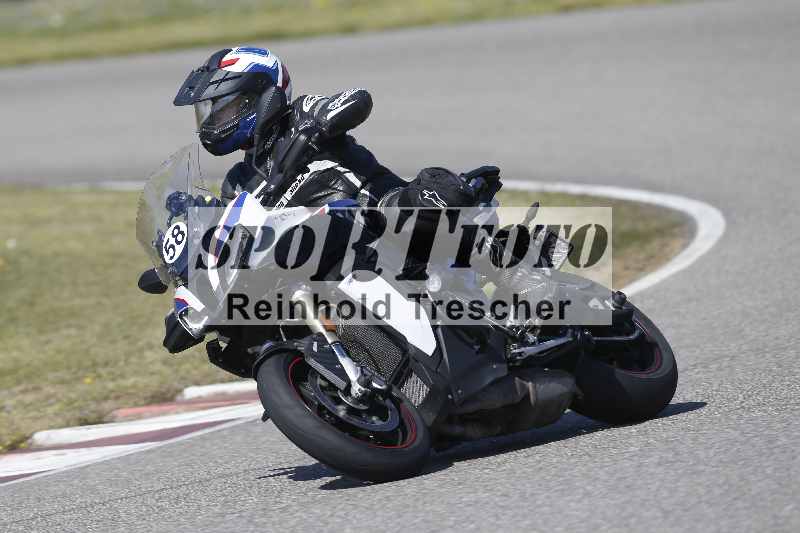 /01 02.04.2026 MAZ ADR/Gruppe gelb Gruppe gruen/58